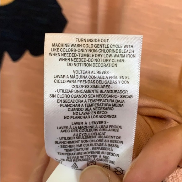 Jessica Simpson plus size tie-side graphic tee - Picture 6 of 6